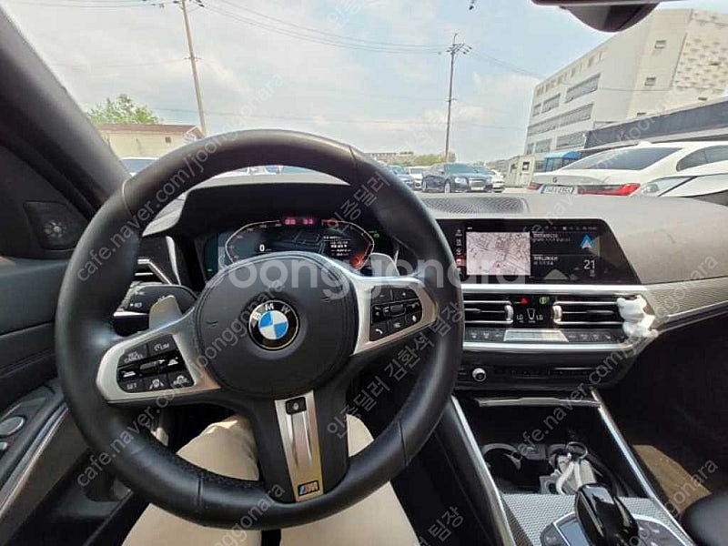BMW 3시리즈 중고 BMW 중고 BMW 3시리즈 중고차 할부가능 2021년식 46,657km 320i M 스포츠 ...--6